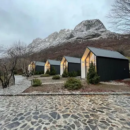 Modern With Beautiful Mountain Views