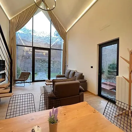 Modern With Beautiful Mountain Views Villa Boge