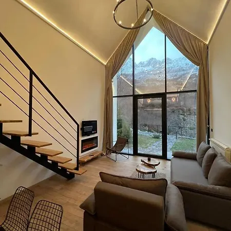 Modern With Beautiful Mountain Views Villa