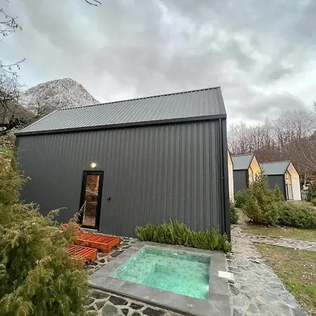 Modern With Beautiful Mountain Views 别墅 Boge